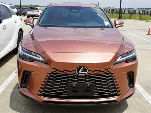 Used 2025 Lexus RX 350 Premium w/ Accessory Package (Z1) FWD image 2