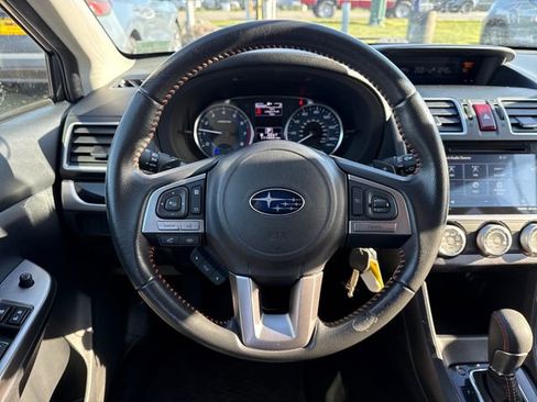 Used 2017 Subaru Crosstrek 2.0i Limited w/ Popular Package #2 image 29