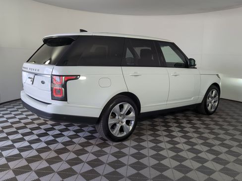 Used 2019 Land Rover Range Rover Supercharged image 7