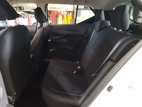 Used 2021 Nissan Kicks S image 15