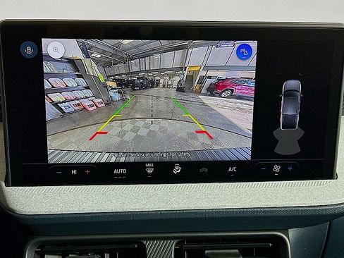 New 2026 Ford Maverick XLT image 18