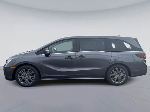 New 2026 Honda Odyssey Touring image 7