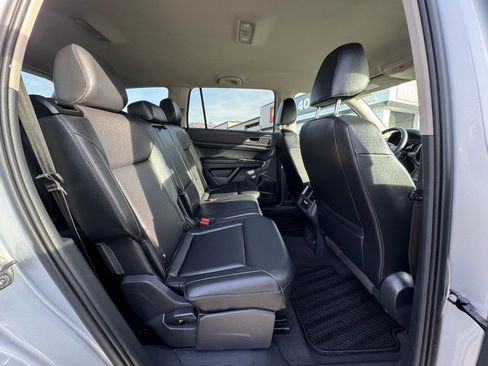 Used 2019 Volkswagen Atlas SE w/ Towing Package image 24