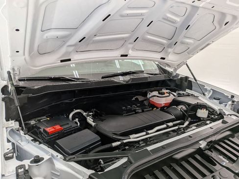 Used 2025 Chevrolet Silverado 1500 W/T w/ WT Value Package image 17