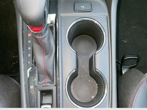 Used 2023 Chevrolet Equinox RS image 29