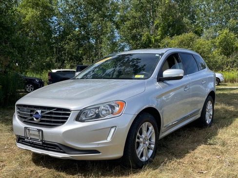 Used 2016 Volvo XC60 T5 Premier image 17