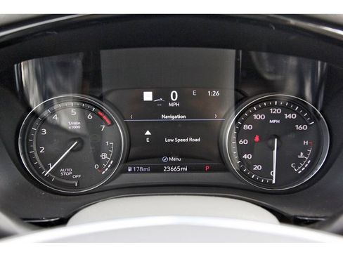 Used 2023 Cadillac XT5 Premium Luxury w/ Technology Package image 8