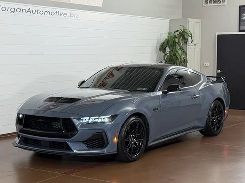 Used 2024 Ford Mustang GT Premium w/ GT Performance Package RWD image 7