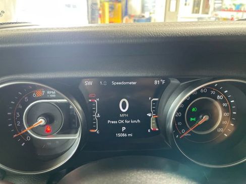 Used 2023 Jeep Wrangler Unlimited Sahara w/ Dual Top Group AWD/4WD image 16