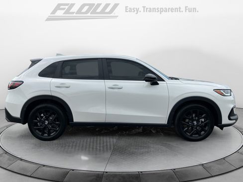 Certified 2025 Honda HR-V Sport image 10
