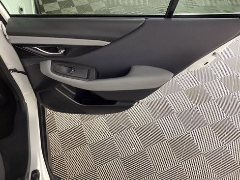 Used 2020 Subaru Outback Premium image 10