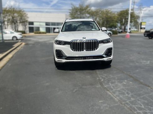 Used 2020 BMW X7 xDrive40i w/ Premium Package AWD/4WD image 2
