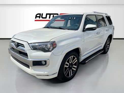 Used 2020 Toyota 4Runner Limited image 3