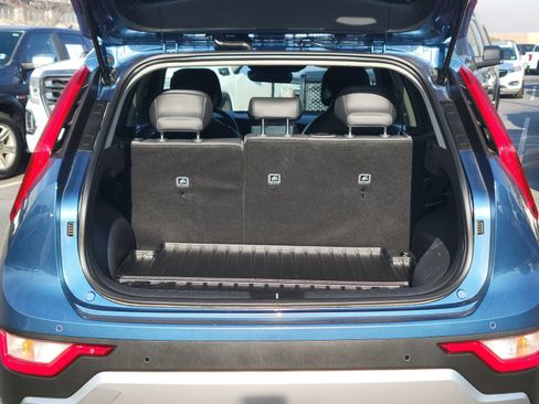 Used 2023 Kia Niro EX w/ EX Cold Weather Package image 13