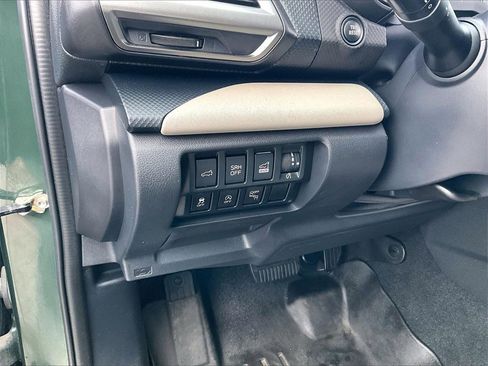 Used 2023 Subaru Forester Limited image 26