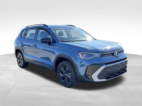 New 2026 Volkswagen Taos S FWD image 7