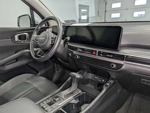 Used 2025 Kia Sorento S AWD/4WD image 46