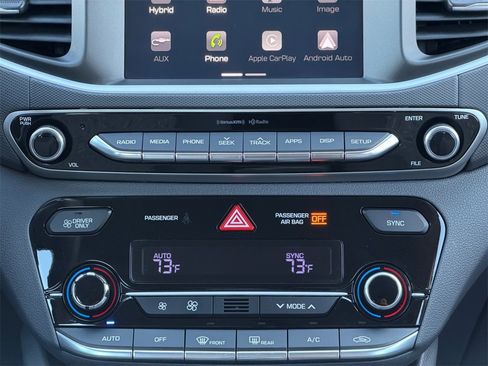 Used 2018 Hyundai Ioniq Blue image 27