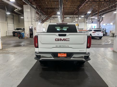 Used 2025 GMC Sierra 1500 SLT AWD/4WD image 8
