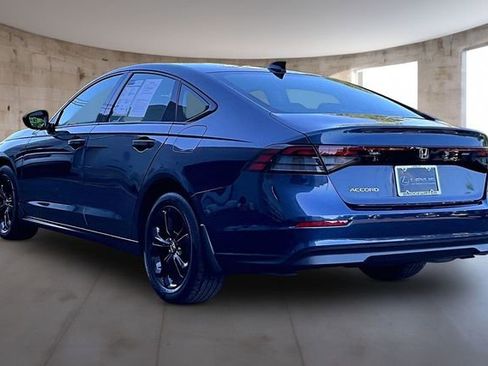 Used 2025 Honda Accord SE image 4