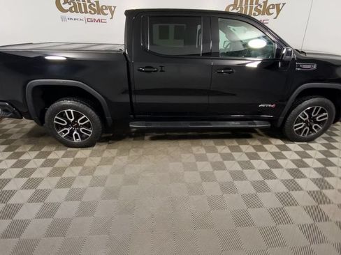 Used 2021 GMC Sierra 1500 AT4 w/ AT4 Value Package AWD/4WD image 9