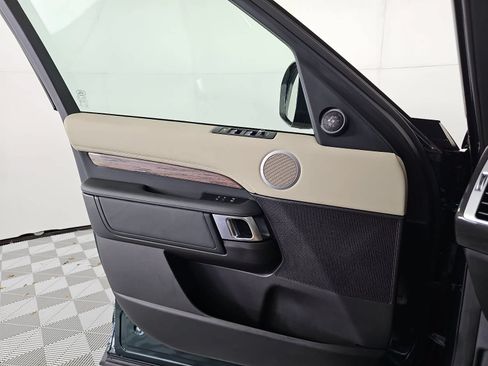 Used 2017 Land Rover Discovery HSE AWD/4WD image 27