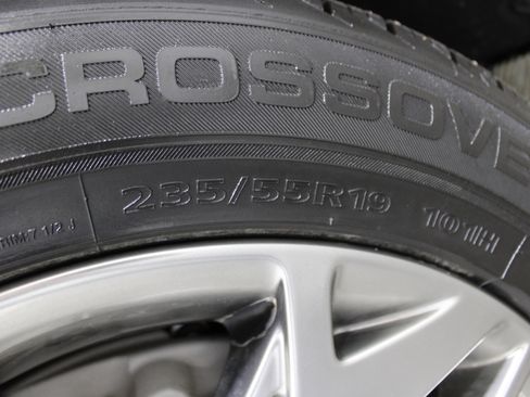 Used 2024 Genesis GV70 2.5T w/ Select Package image 39