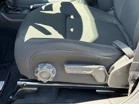 Used 2022 Jeep Wrangler Unlimited Sport image 22