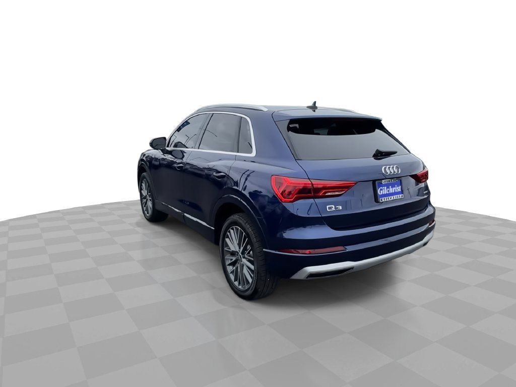 Used 2021 Audi Q3 2.0T Premium w/ 19" Wheel Package AWD/4WD image 6