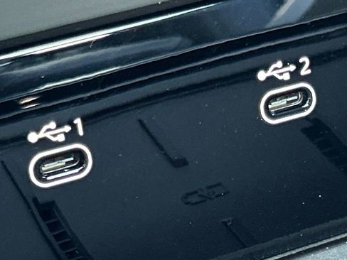 Used 2025 Audi SQ5 Premium Plus w/ Premium Plus Package image 33