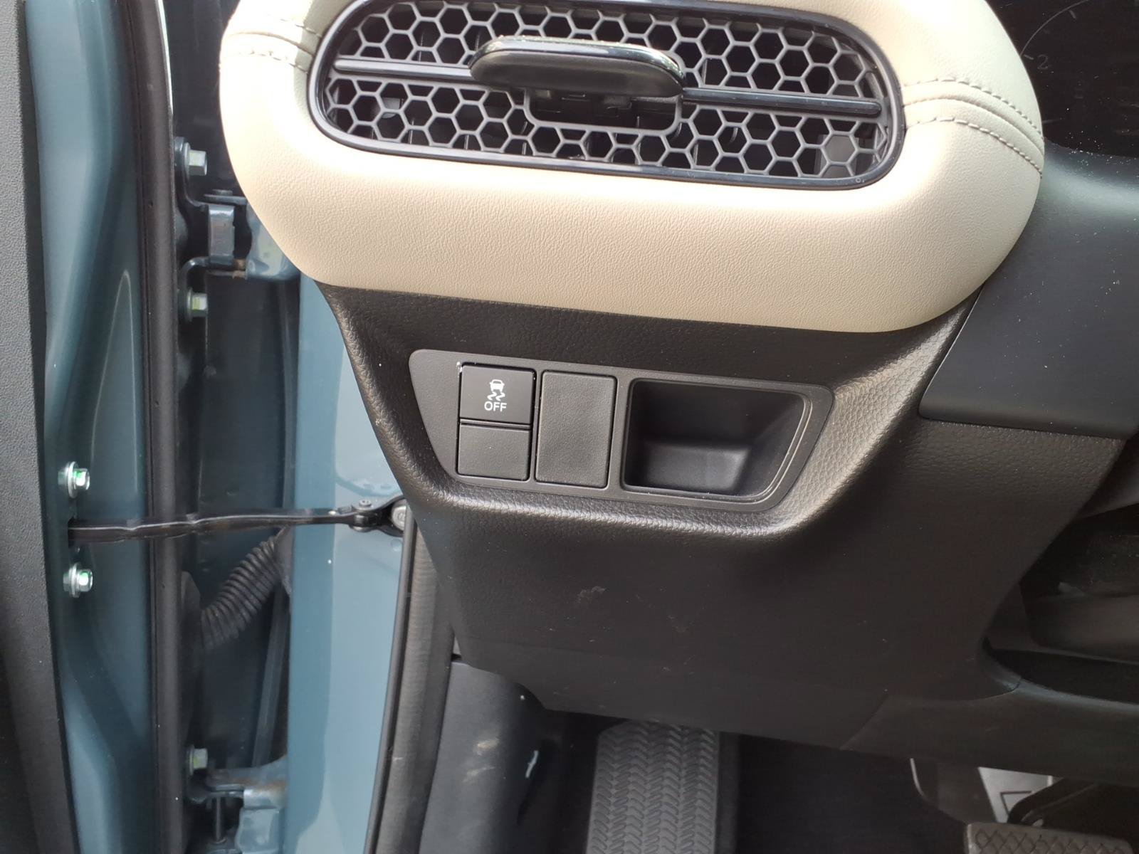 Certified 2024 Honda HR-V LX image 18