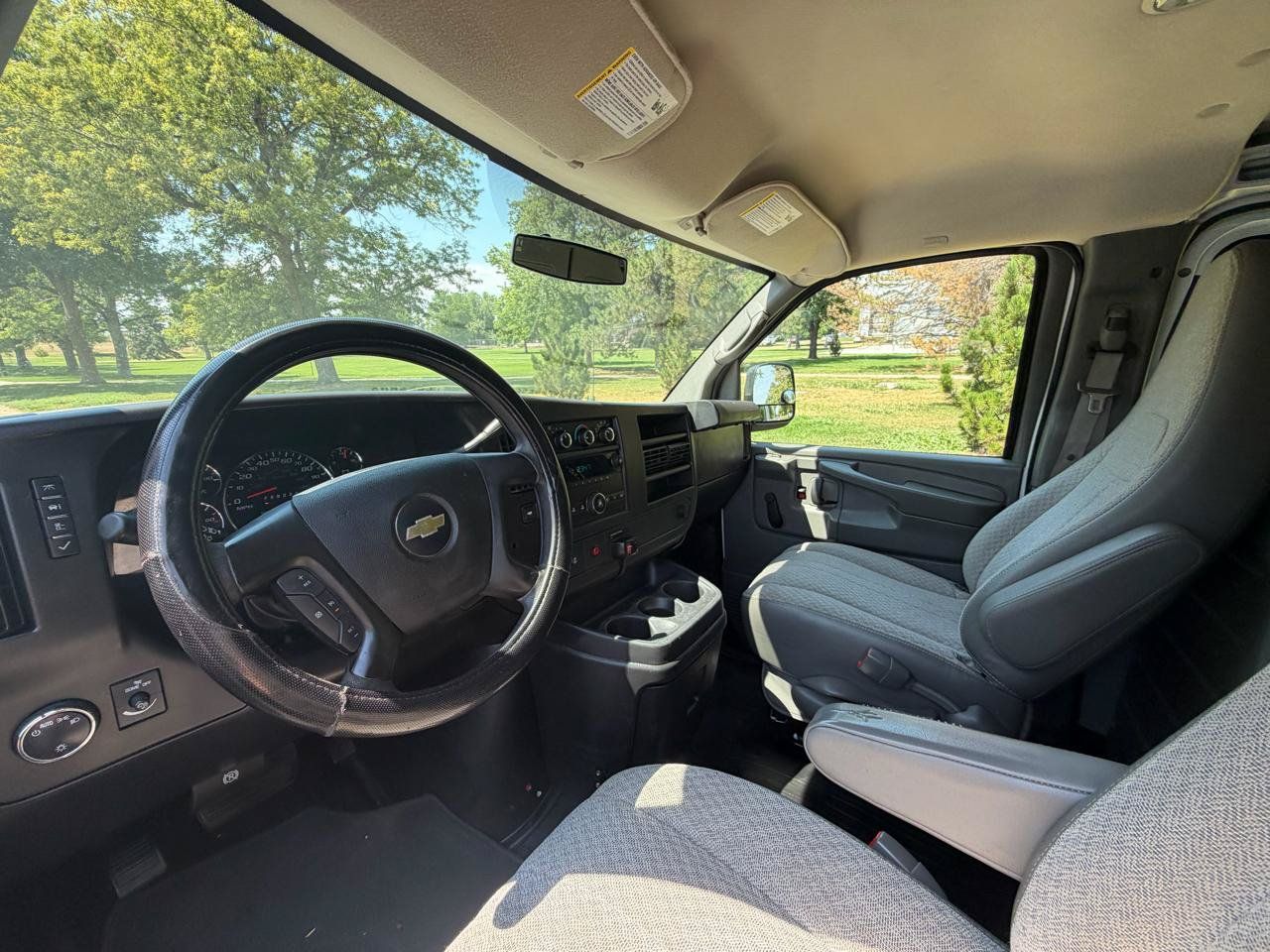 Used 2013 Chevrolet Express 1500 AWD image 11