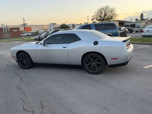 Used 2023 Dodge Challenger SXT w/ Blacktop Package image 6