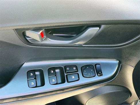 Used 2023 Hyundai Kona SEL w/ Cargo Package image 17