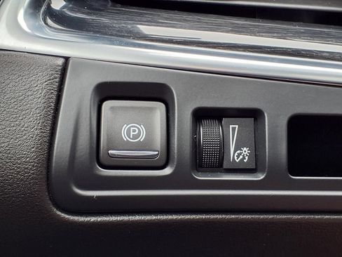 Used 2023 Cadillac XT5 Premium Luxury w/ LPO, Floor Liner Package AWD/4WD image 25