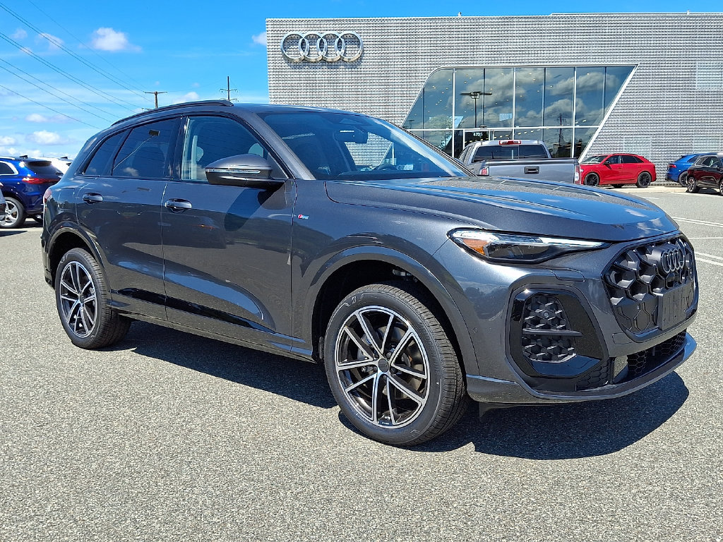 New 2026 Audi Q5 Premium Plus AWD/4WD image 1