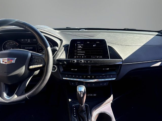 Used 2026 Cadillac CT4 Premium Luxury RWD image 10