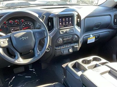 New 2026 Chevrolet Silverado 1500 Custom Trail Boss w/ LPO, Dark Essentials Package image 17