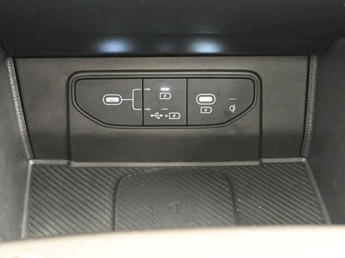 Used 2026 Kia Sportage SX FWD image 18