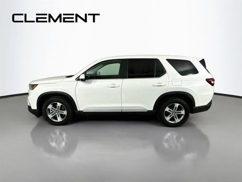 Used 2025 Honda Pilot EX-L image 6