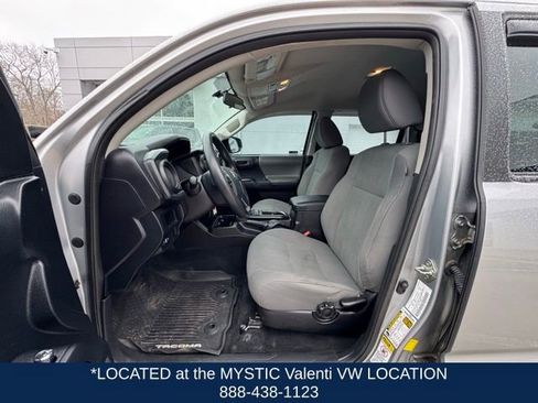 Used 2016 Toyota Tacoma SR w/ Towing Package image 31