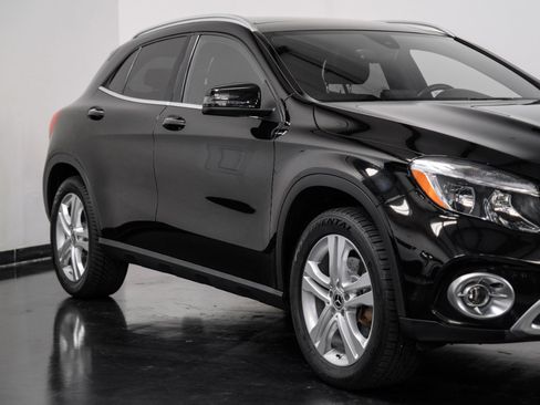 Used 2018 Mercedes-Benz GLA 250 4MATIC image 6