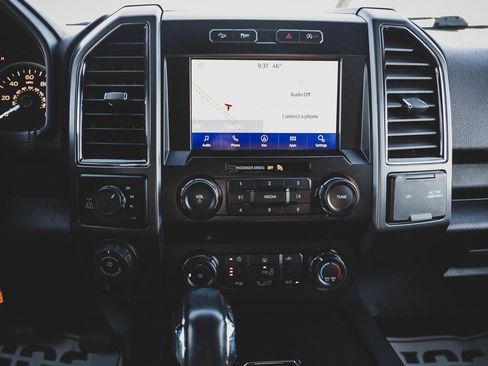 Used 2019 Ford F150 XLT w/ Equipment Group 302A Luxury image 5