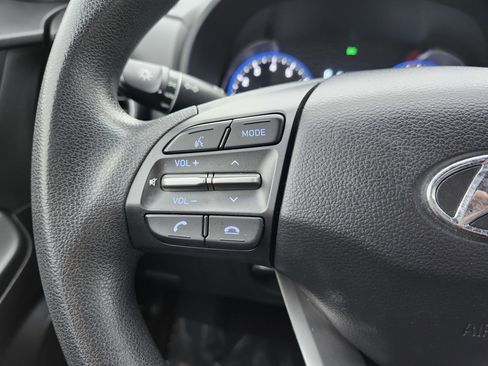 Used 2021 Hyundai Kona SE image 31