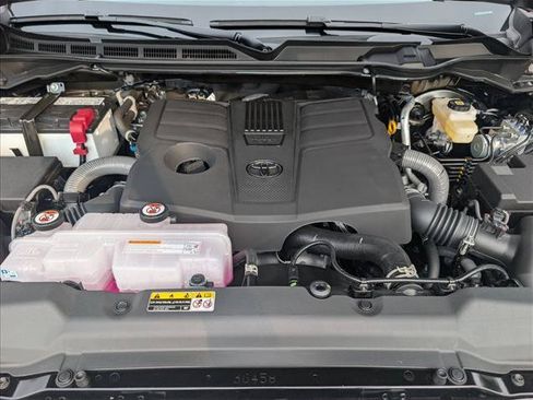 New 2026 Toyota Tundra SR5 AWD/4WD image 17