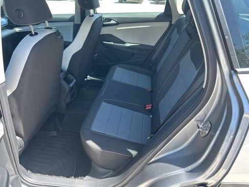 Used 2025 Volkswagen Taos S FWD image 6