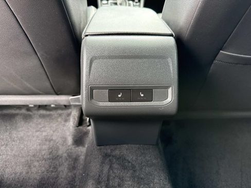 Used 2023 Volkswagen Jetta SEL FWD image 19