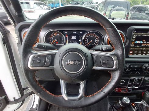 Used 2023 Jeep Gladiator Mojave w/ Cold Weather Group AWD/4WD image 22