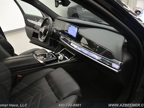 Used 2023 BMW 740i RWD image 24
