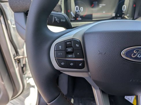 New 2026 Ford Explorer Active RWD image 29